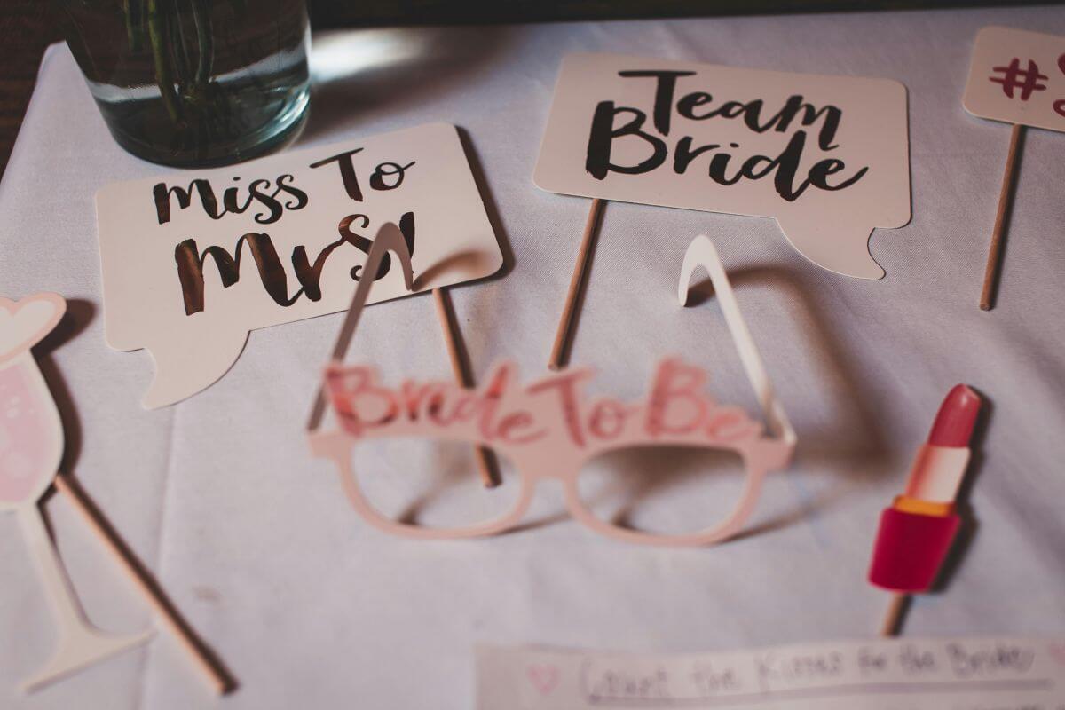 wedding related photobooth props